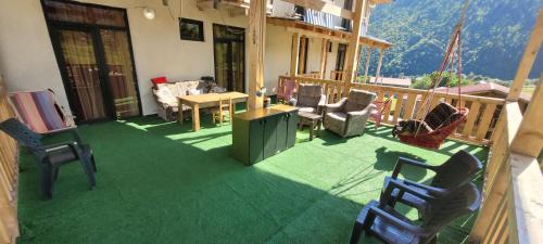 Triple Room with Mountain View