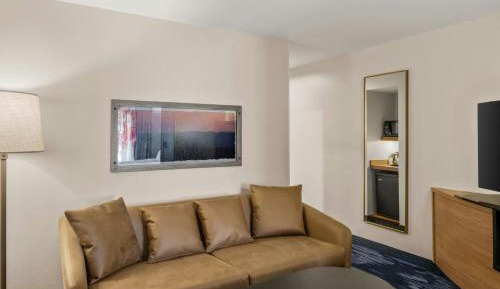 Queen Studio with Sofa Bed