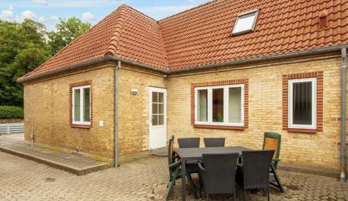 Three-Bedroom Vacation Home 