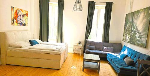 One-Bedroom Apartment with City View