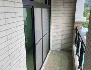 Quadruple Room with Shared Bathroom