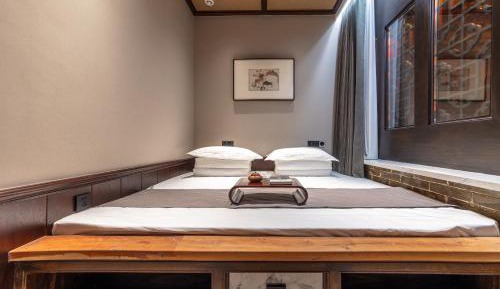 Suite with Garden View