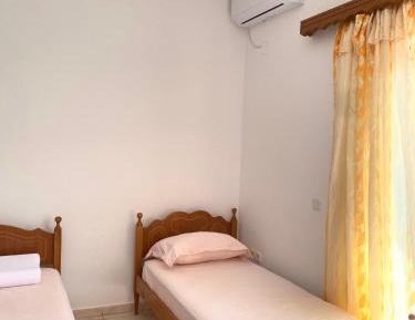 Economy Quadruple Room