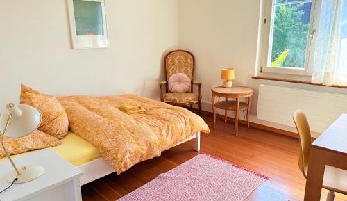 Single Room with Shared Bathroom