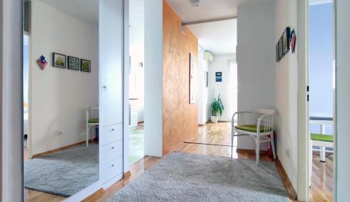 Comfort One-Bedroom Apartment with Balcony