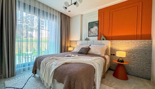 Classic One-Bedroom Apartment with King Bed