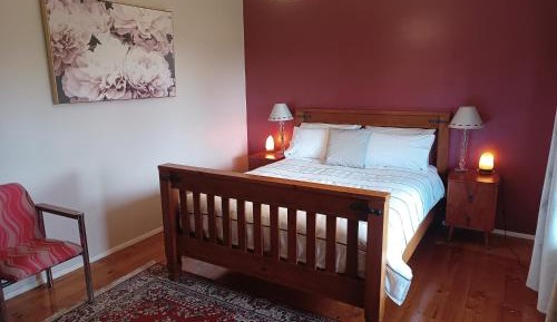 Queen Room with Garden View