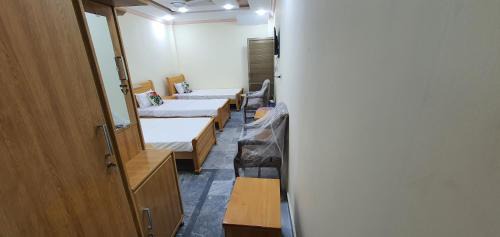 Comfort Triple Room with Shower