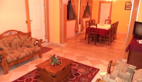 Three-Bedroom Deluxe Apartment