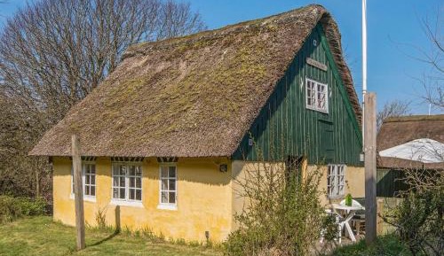 Two-Bedroom Holiday Home