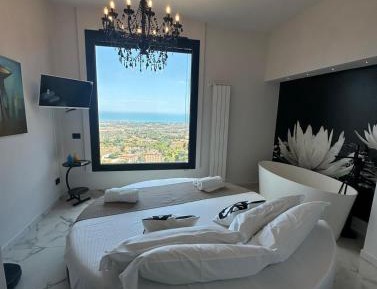 Deluxe Double Room with Bath