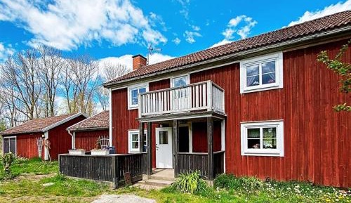 Two-Bedroom Holiday Home