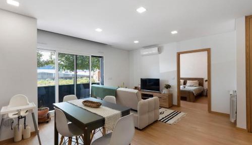 Superior One-Bedroom Apartment