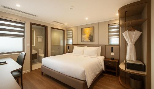 Premium Double or Twin with Window