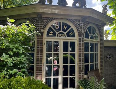 Suite with Garden View