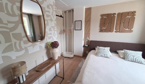 Double Room with Pool View