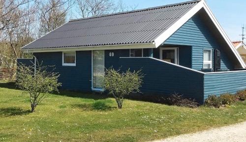 Three-Bedroom Vacation Home 