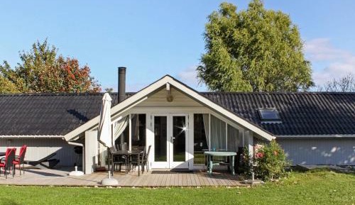 Four-Bedroom Holiday Home