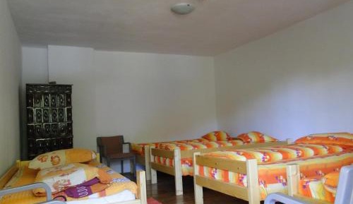Mixed Dormitory Room