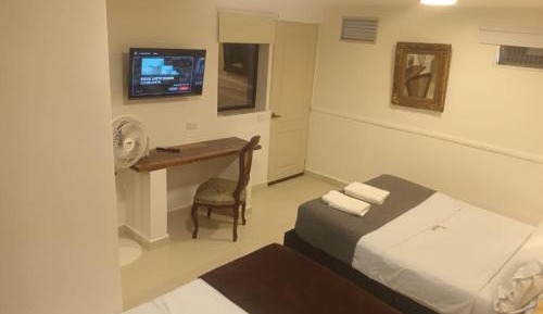 Deluxe Family Room