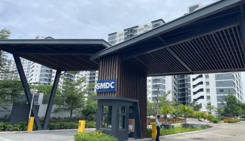 Apartment with View and Balcony
