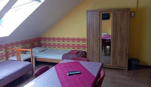 Quadruple Room with Private Bathroom