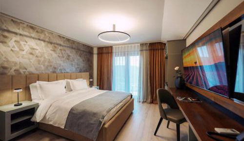 Deluxe Double Room with Balcony
