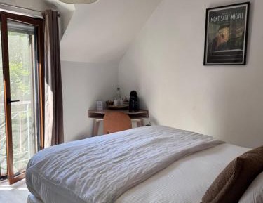 Double Room with Private Bathroom