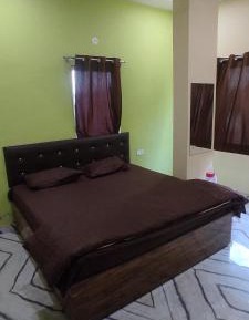 Deluxe Double Room (2 Adults + 1 Child)