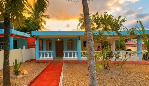 Three-Bedroom Holiday Home 