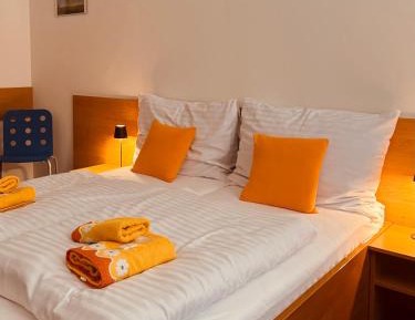 Triple Room with Bathroom