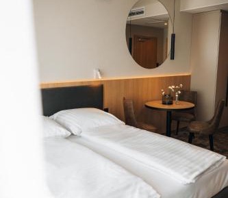 Two-Bedroom Deluxe Apartment with Balcony