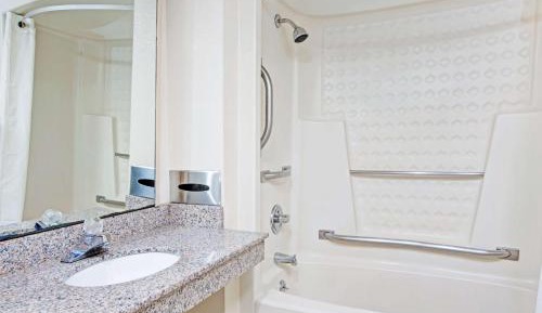 King Room - Mobility Access/Smoking