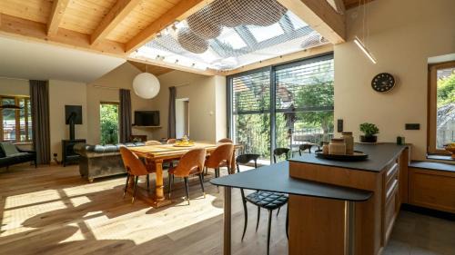 Four-Bedroom Penthouse Apartment