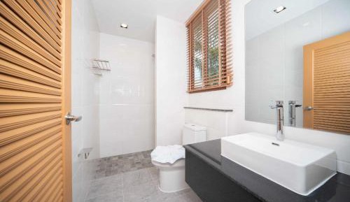 Twin Room with Balcony