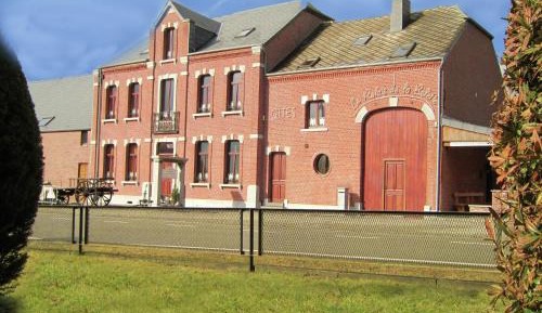 Seven-Bedroom Holiday Home