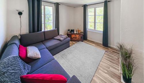 One-Bedroom Holiday Home
