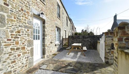 Four-Bedroom Holiday Home