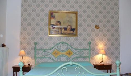 One-Bedroom Holiday Home