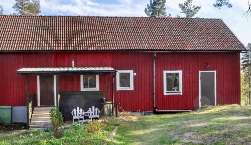 Two-Bedroom Holiday Home