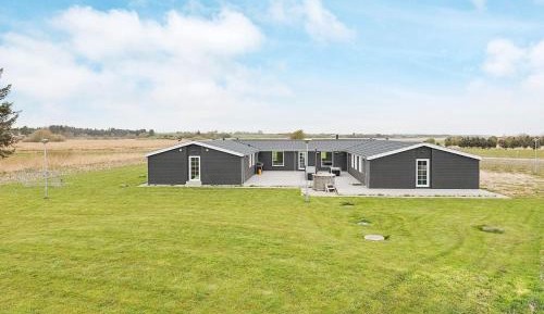 Twelve-Bedroom Holiday Home