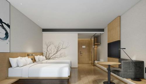 Standard Double Room with Two Double Beds and City View