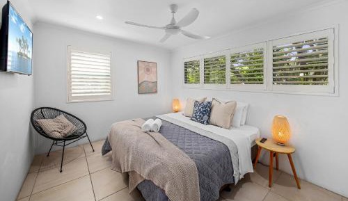 Deluxe One-Bedroom Apartment