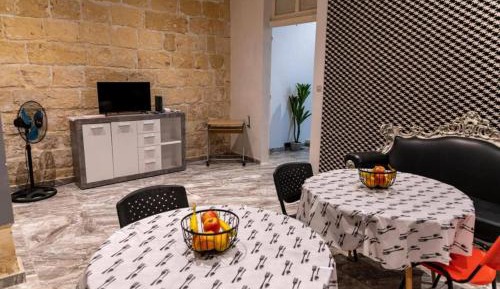 Deluxe Double Room with Shower