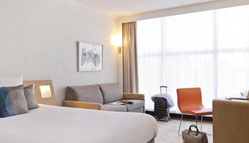 Superior Queen Room with Sofa