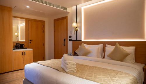 Deluxe Double Room with Balcony