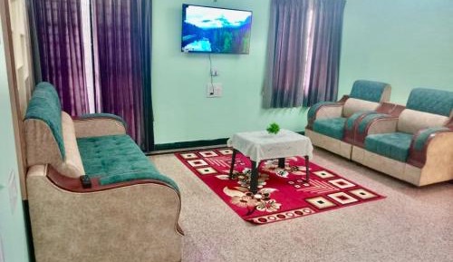 Deluxe Family Room