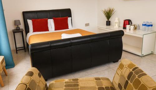 Double Room with Shared Bathroom