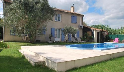 Villa with Garden View