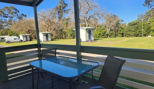 Eden Monaro Two-Bedroom Villa - Pet Friendly (6 Guests)